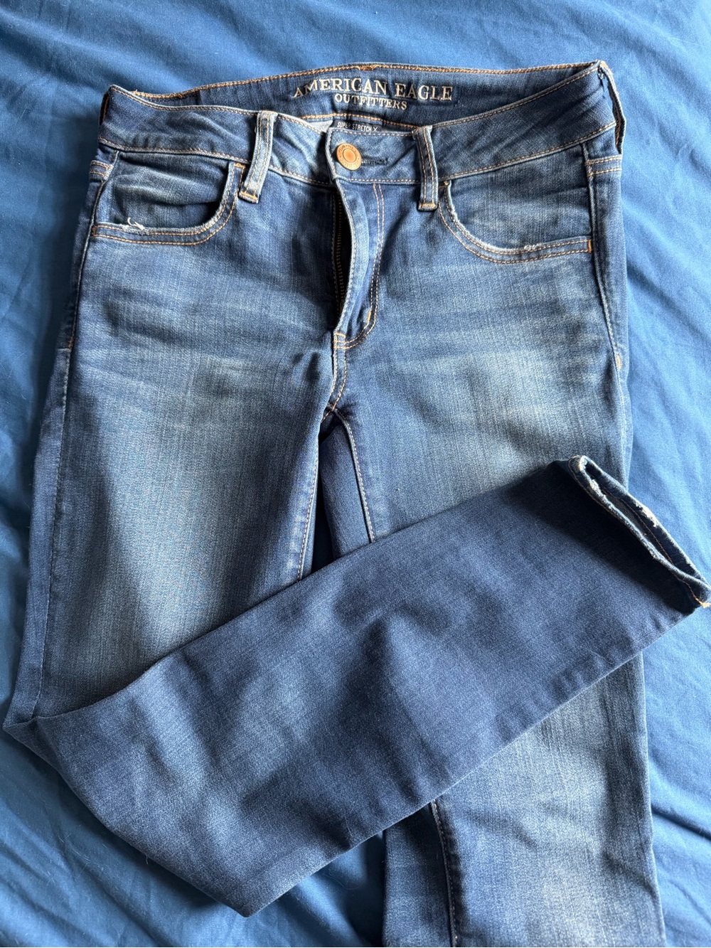 American Eagle Outfitters Women's Light and Medium Blue Skinny Jeans